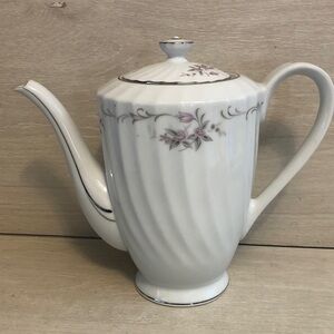 GENUINE PORCELAIN CHINA GOLD STANDARD PINK ROSE MADE IN JAPAN Coffee/Tea Pot